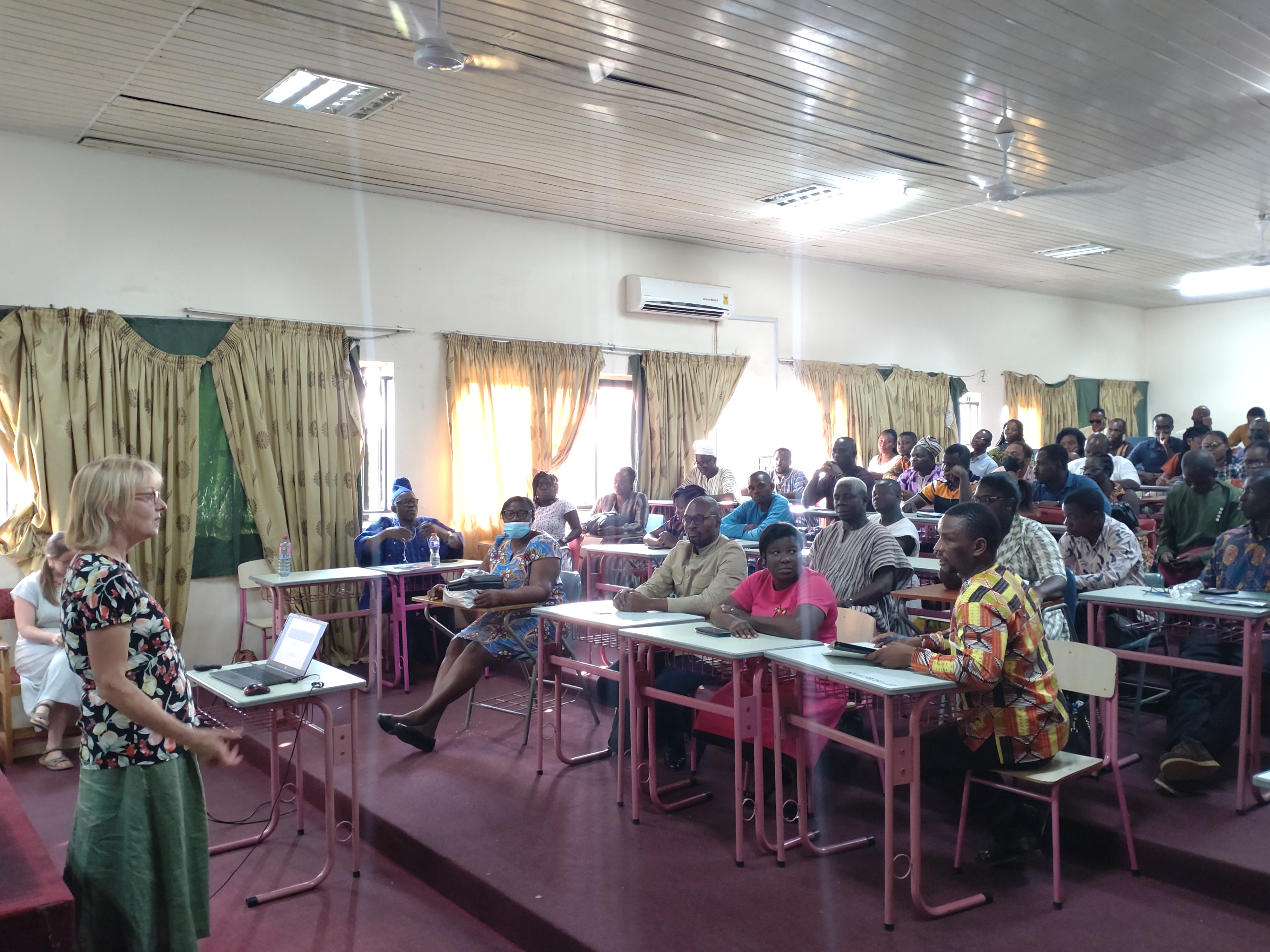 Katharina Hartmann presenting at the Colloquium of the Ghanaian Language Faculty